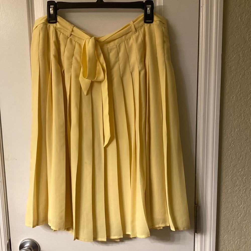ModCloth Pastel Yellow Pleated Skirt